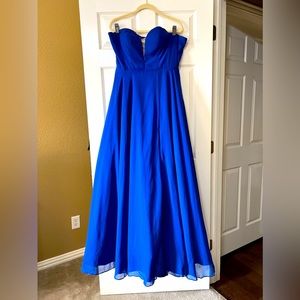 Faviana Glamour long royal blue strapless prom evening dress size 14 v neck